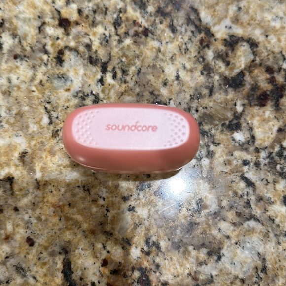 Ear buds - Picture 2 of 4